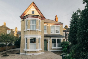 Lin Song House South London Garden Room Getaway
